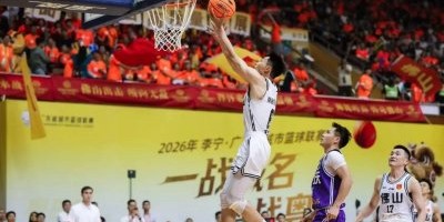 开云app官网-他是﹃拖鞋球王﹄ 也是龙船扒仔|孔祥健|佛山队|漂移|篮球|草根_新浪体育_新浪新闻