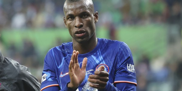 开云体育入口-邮报：切尔西待售球员多达10名，蓝军计划先卖人再买西蒙斯