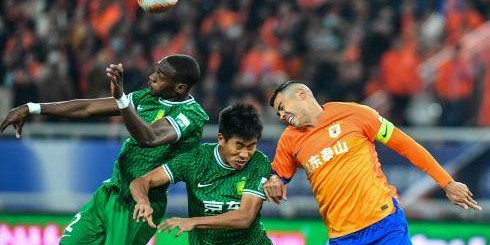 崔康熙大轮换“变”出泰山未来 新人齐声：感谢崔导