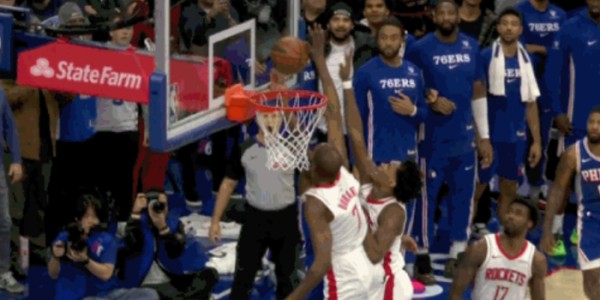 开云体育下载app-火箭vs76人裁判报告：两次漏判各获利一次 漏吹干扰球和投篮犯规|凯文·杜兰特|费城76人队|休斯敦火箭队|泰雷塞·马克西|篮板_新浪体育_新浪新闻